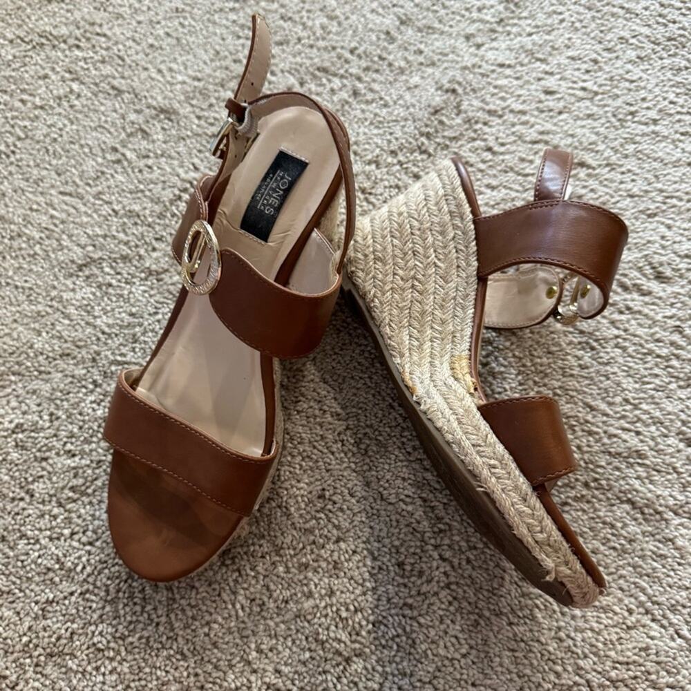 Jones New York Signature Brown Faux Leather Espadrille Wedge Sandals Size 7.5